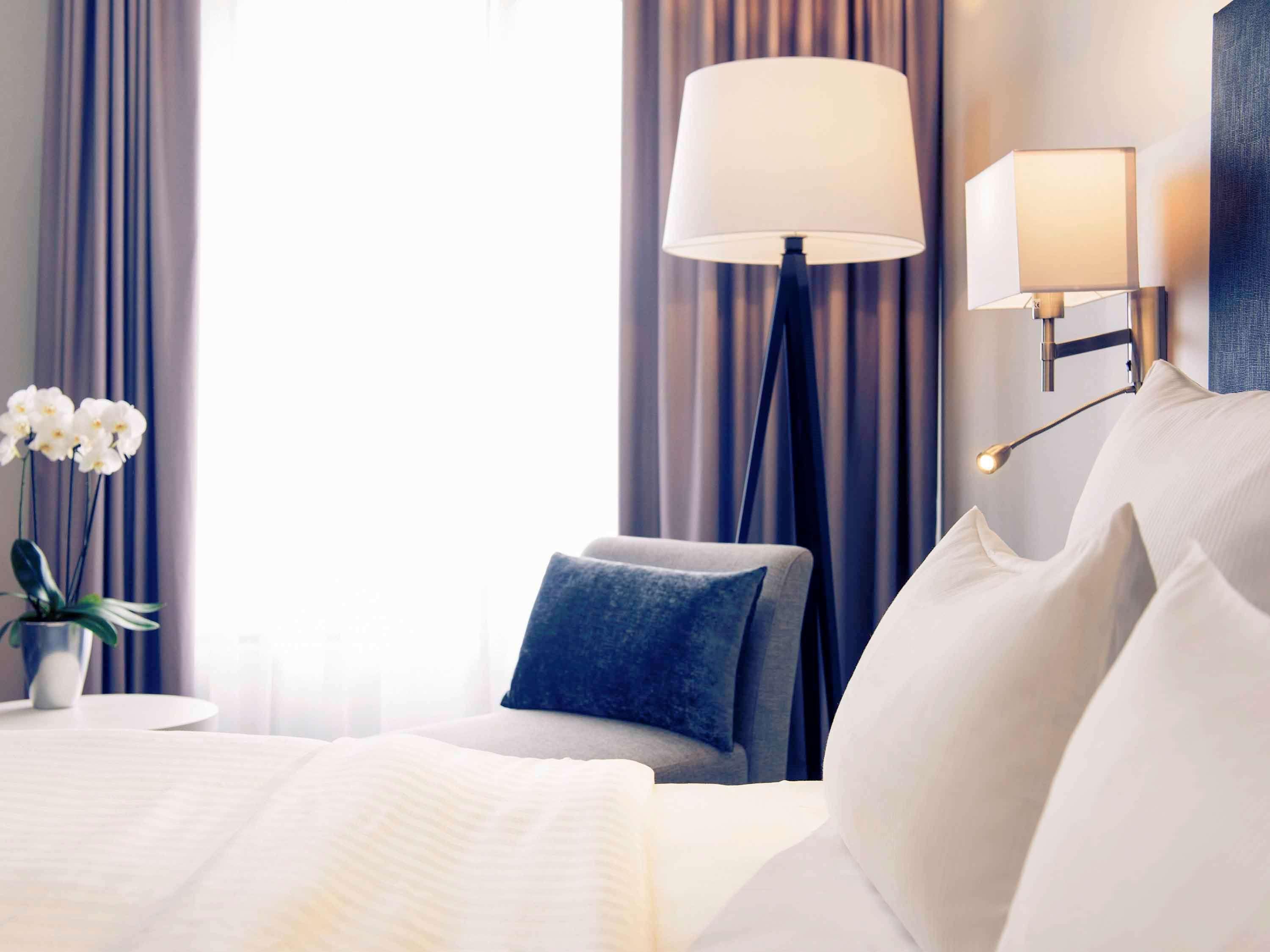 Hotel Mercure Oldenburger Allee 4*