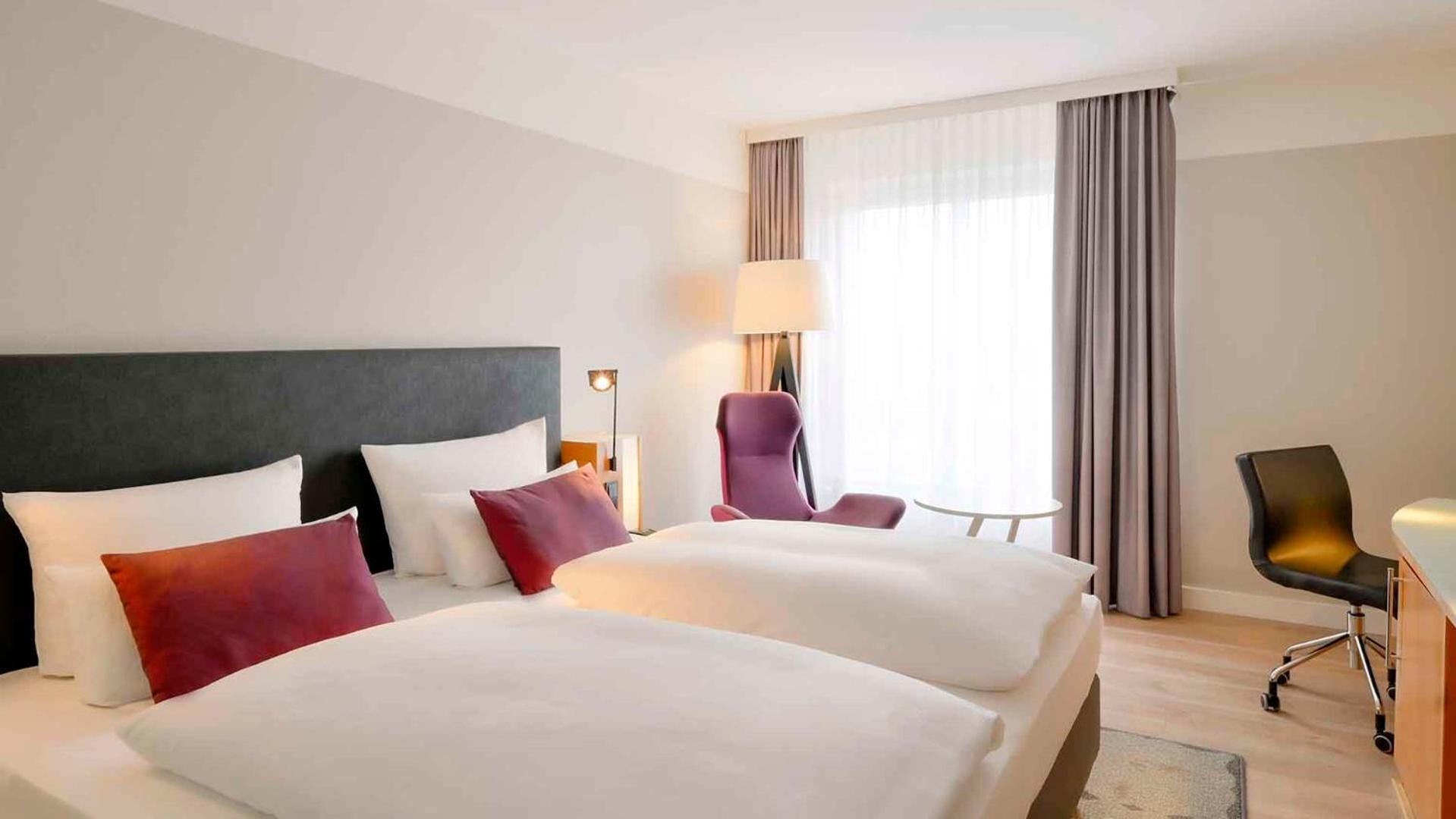 Hotel Mercure Oldenburger Allee 4*