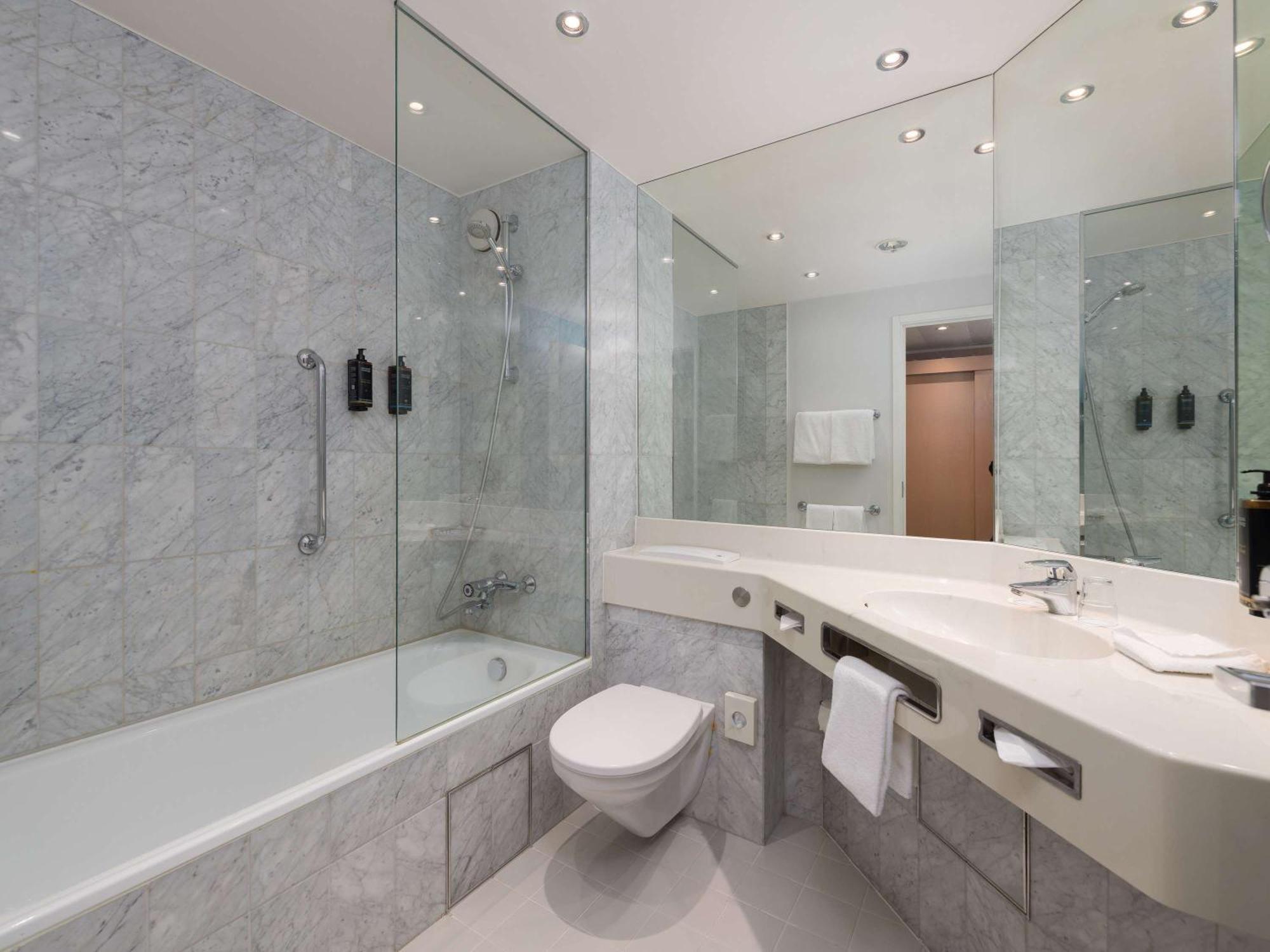 Hotel Mercure Oldenburger Allee